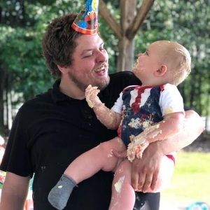 Meet your Posher, Damian